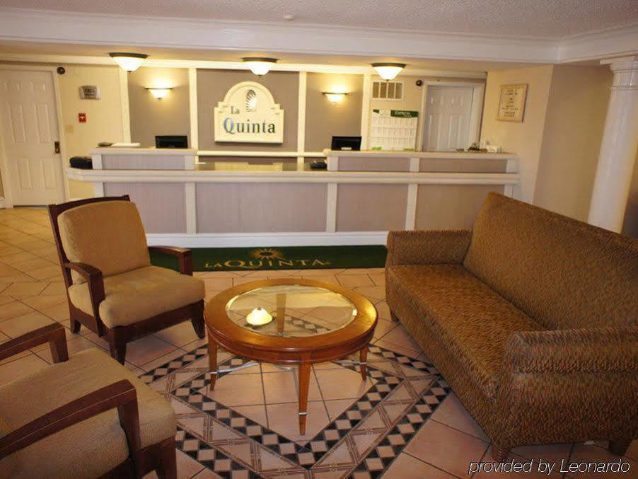 La Quinta Inn By Wyndham Moline Airport Экстерьер фото